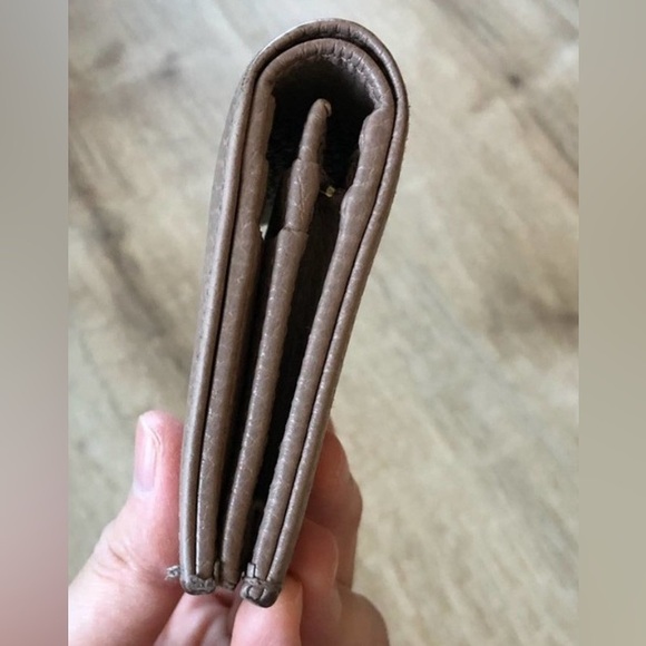 Gucci Marmont Card Case Wallet. - Picture 4 of 11